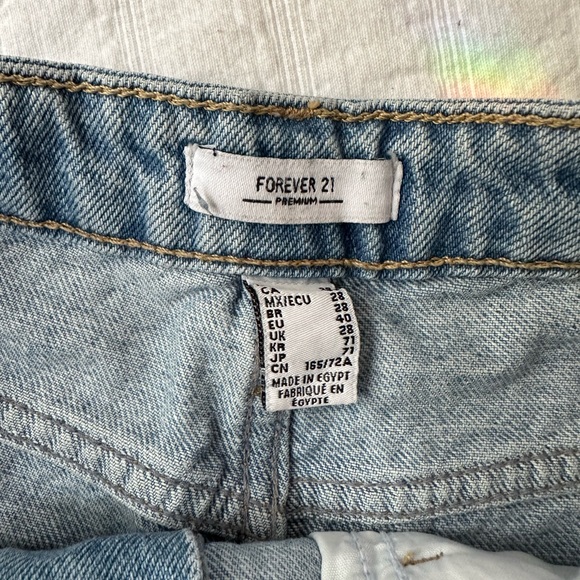 High waisted Denim cutoff shorts - Picture 4 of 4